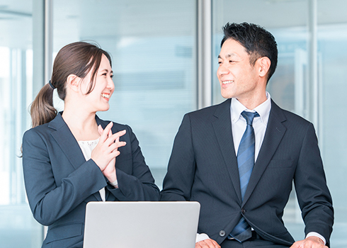 リピートと紹介が多い